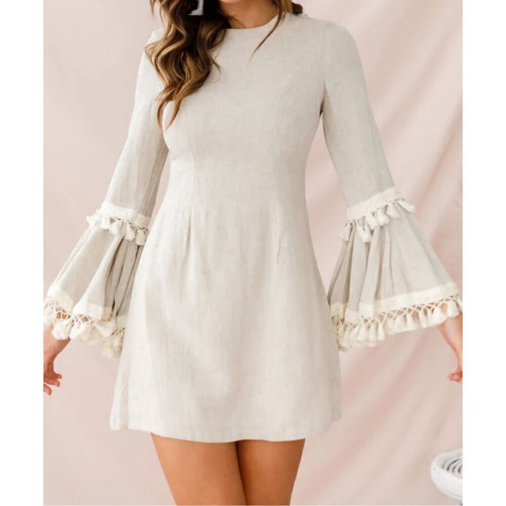 Selfie Sahara Leslie bell sleeve mini dress - Picture 2 of 13